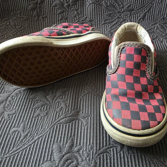 Toddler VANS Checkered Slip-On Shoes - Pink and Black - Picture 3 of 5